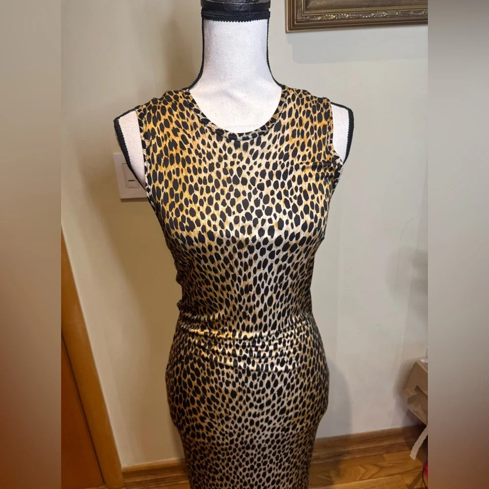 Dolce & Gabbana leopard print stretch pencil dress 46 USA Sz 10 - Picture 7 of 16
